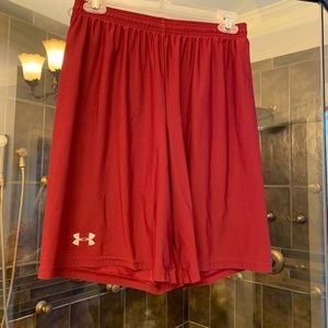 Burgundy adult small Under Armour Shorts